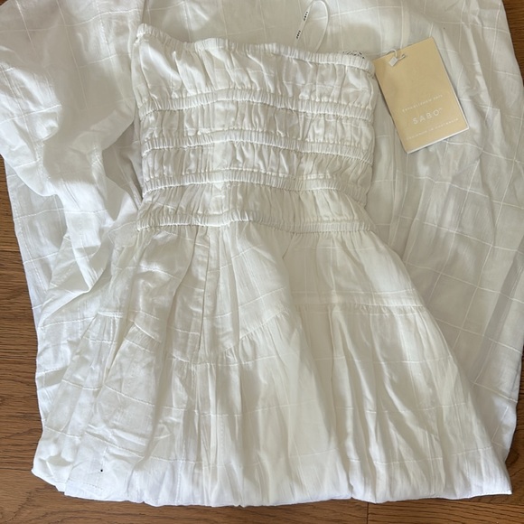 Sabo Skirt White Maxi Dress - Picture 2 of 7